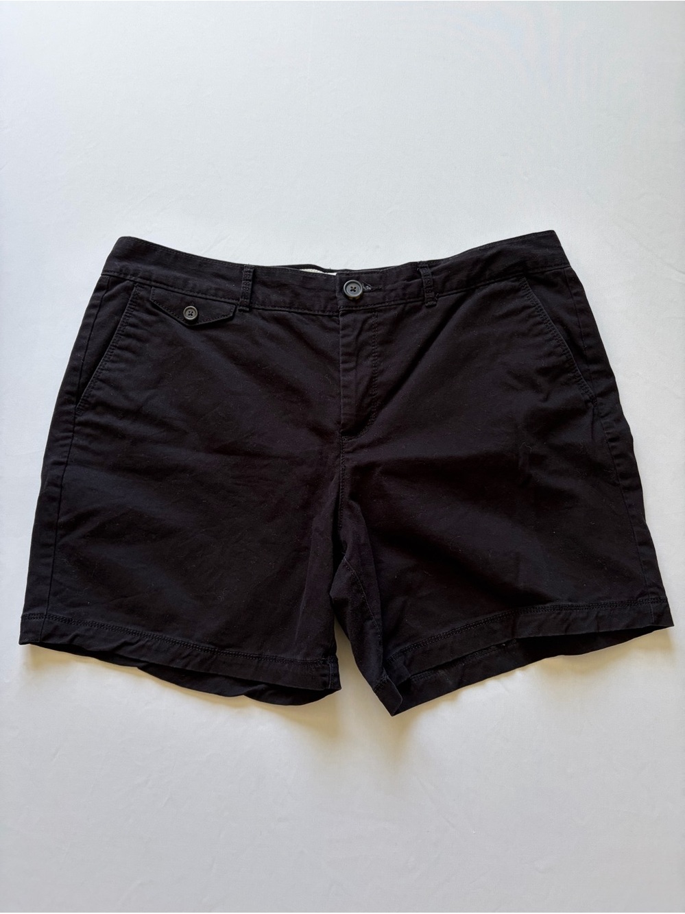 Dockers Flat front Cotton Black Shorts 16